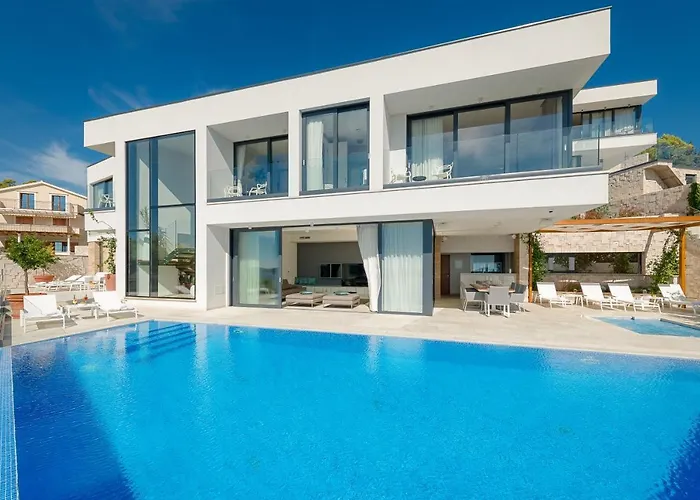 Anabel Villa Hvar Town